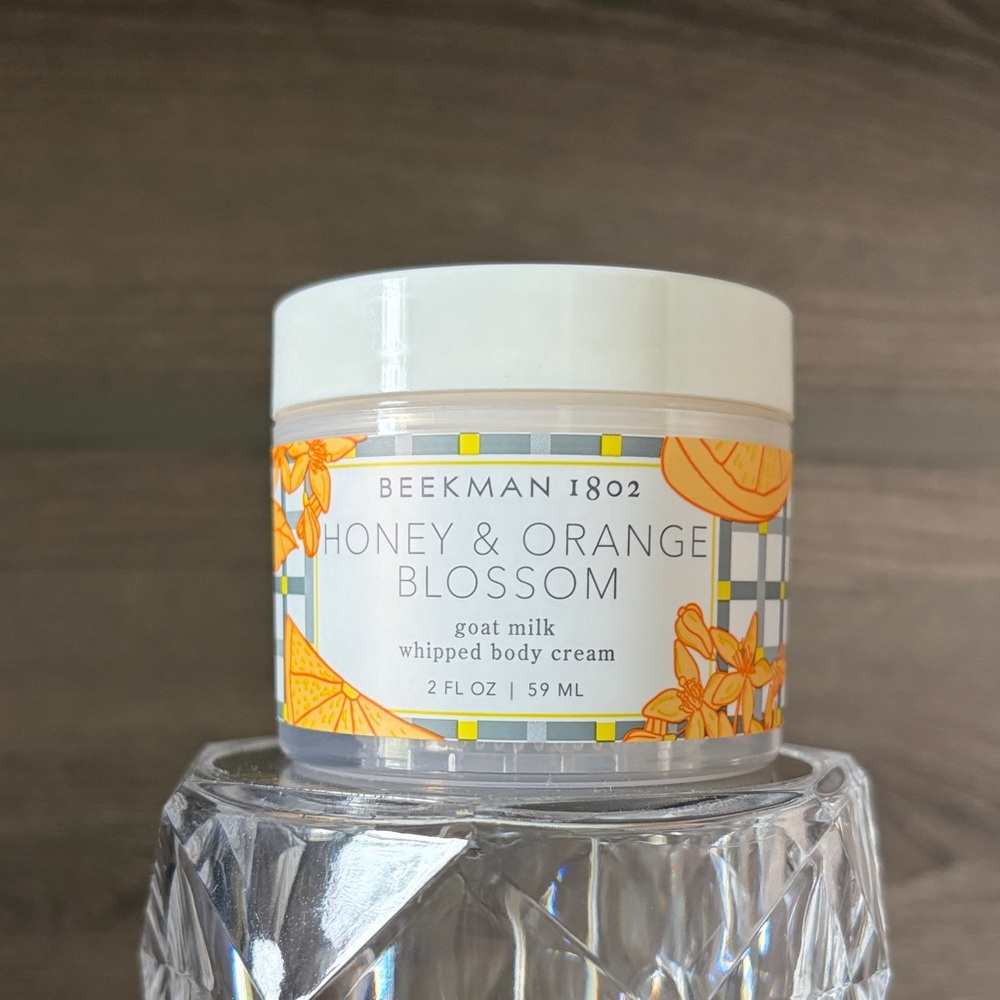 ❤️$7 NWT Beekman 1802 Honey and Orange Blossom Goat Milk Whipped Body Cream 2oz